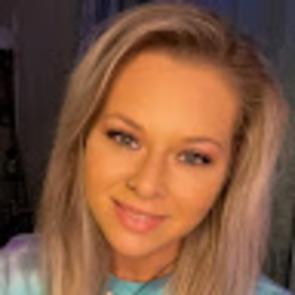 Meet your Posher, Kendra